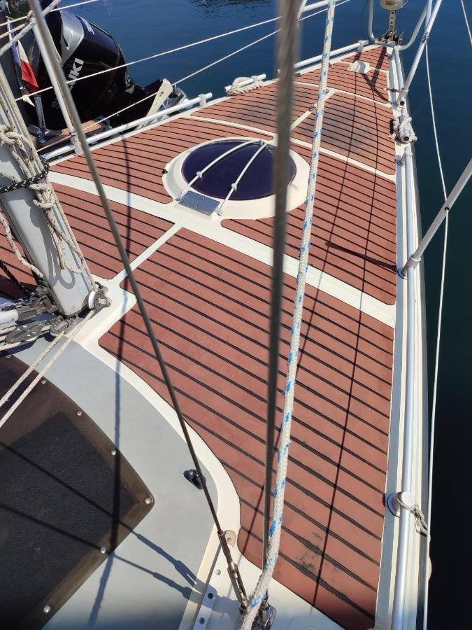 فندق Bateau A Quai St Raphael, 4 Couchages , Voilier Etap 28I Saint-Raphaël المظهر الخارجي الصورة